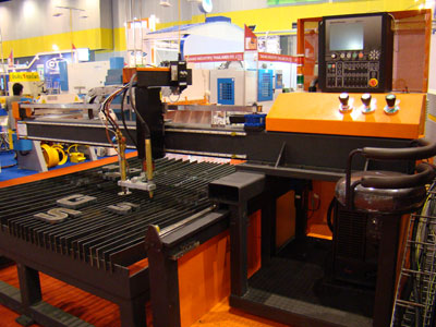 CNC Plasma & Oxyfuel Cutting Machine p1